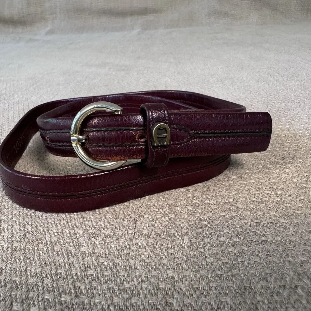 Vintage Etienne Aigner Leather Belt 1037 Brass Buckle 28 Skinny Equestrian 524